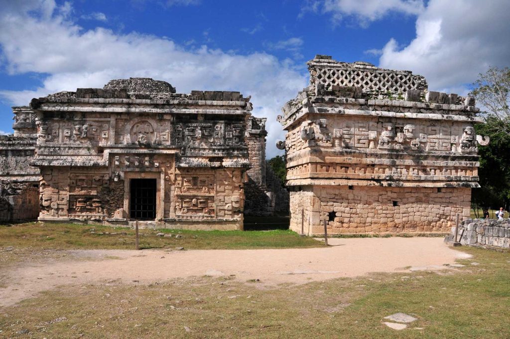 Architectural landmarks in Chichen Itza