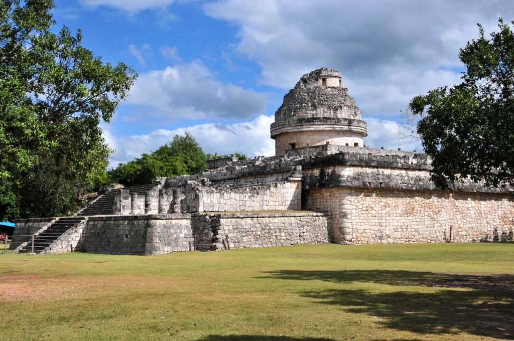 Architectural landmarks in Chichen Itza