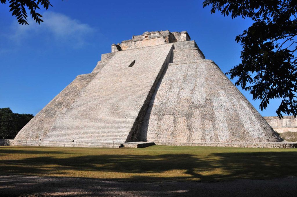 Piramide del Adivino, Uxmal